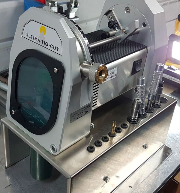 Nouvelle machine d'affutage des électrodes