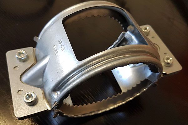 Collier à griffes de sécurité